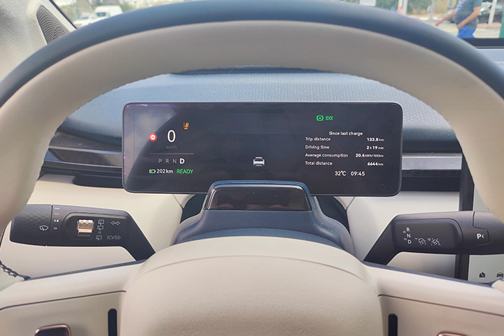 זיקר X קריפטון ZEEKR X KRYPTON לוח בקרה