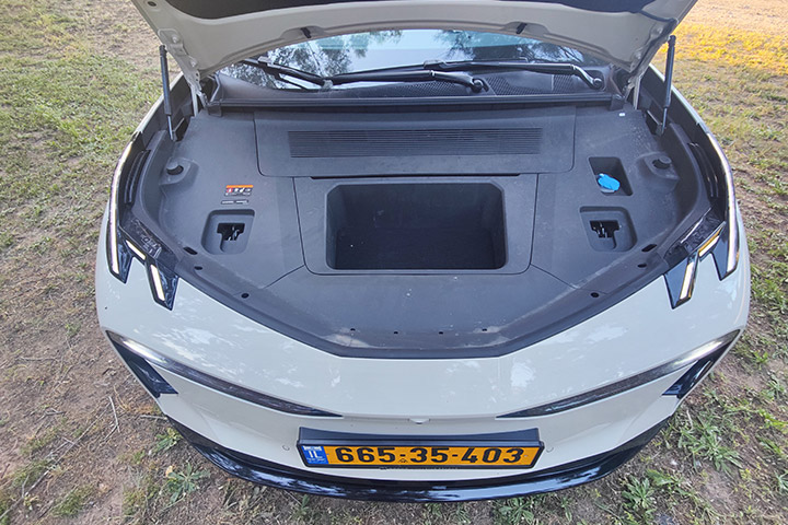 זיקר X קריפטון ZEEKR X KRYPTON תא אחסון קדמי